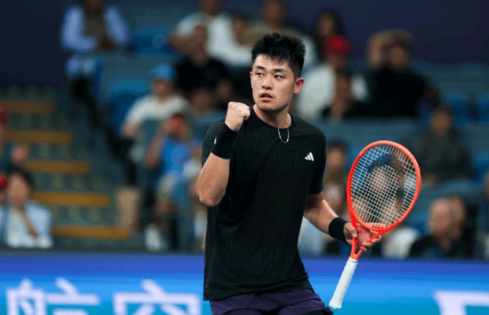 将比赛拖入, 号种子布勃