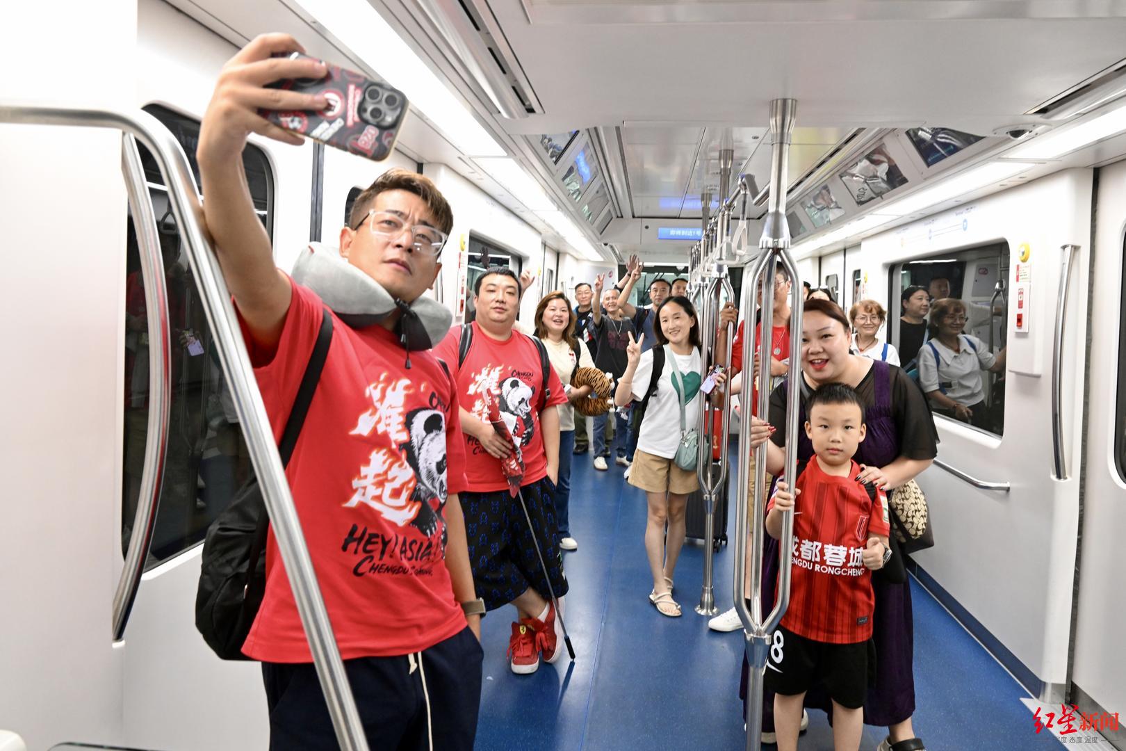 更多的远征, 了凤凰山主